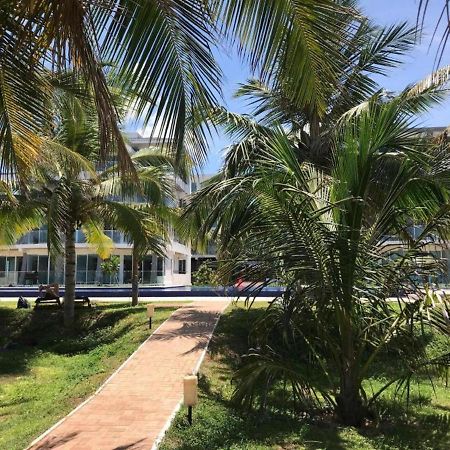 Trincomalee Ocean Front Condos Exterior foto